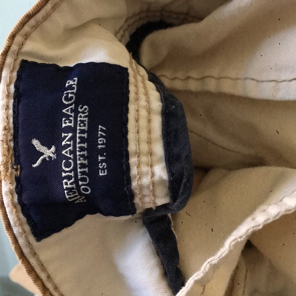 American eagle khaki pants
